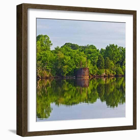 Sailing Along the Tennessee River, Tennessee, USA-Joe Restuccia III-Framed Photographic Print