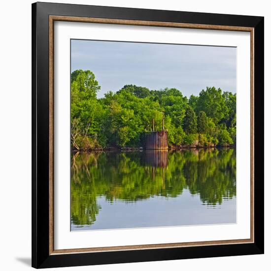 Sailing Along the Tennessee River, Tennessee, USA-Joe Restuccia III-Framed Photographic Print