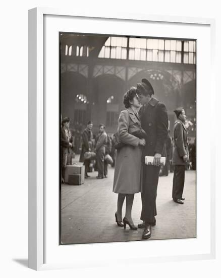 Sailor Kissing His Girlfriend Goodbye before Returning to Duty, Pennsylvania Station-Alfred Eisenstaedt-Framed Photographic Print