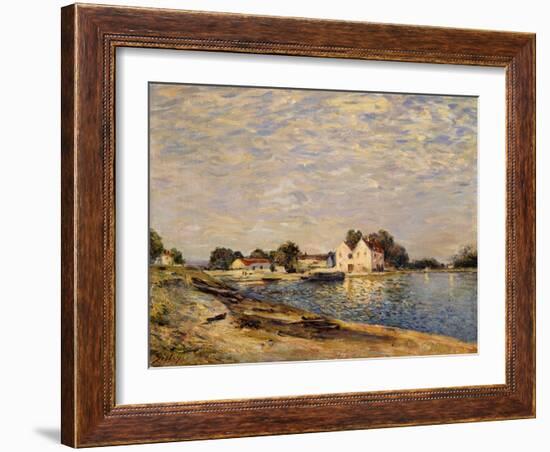 Saint-Mammes, on the Banks of the Loing-Alfred Sisley-Framed Giclee Print