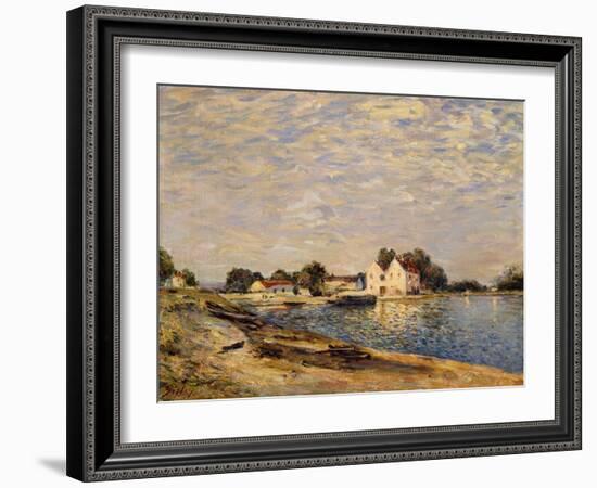 Saint-Mammes, on the Banks of the Loing-Alfred Sisley-Framed Giclee Print