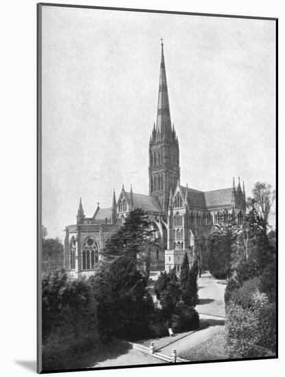 Salisbury Cathedral, 1911-1912-FGO Stuart-Mounted Giclee Print