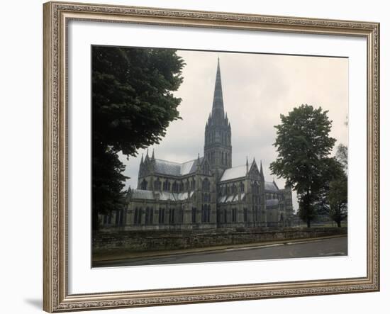 Salisbury Cathedral-David Scherman-Framed Photographic Print