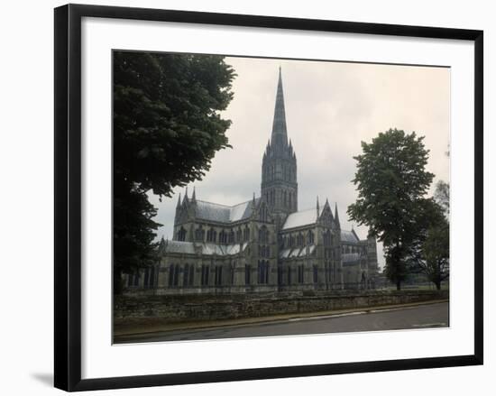 Salisbury Cathedral-David Scherman-Framed Photographic Print