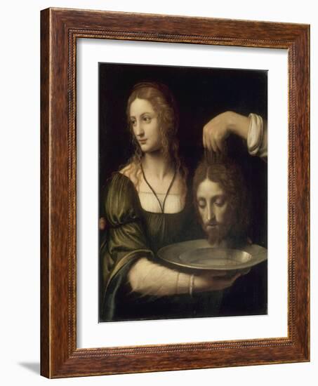 Salomé reçoit la tête de Saint Jean-Baptiste-Bernardino Luini-Framed Giclee Print