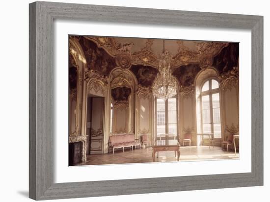 Salon de la Princesse de Soubise (salon ovale)-null-Framed Giclee Print