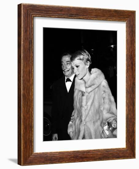 Salvador Dali and Mia Farrow at the Premiere of the Film "The Night of the Generals", Paris-null-Framed Photo