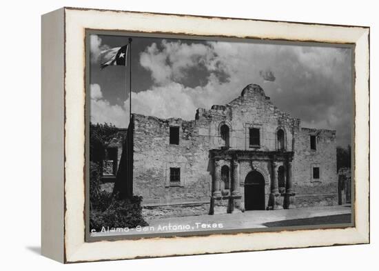 San Antonio, Texas - The Alamo-Lantern Press-Framed Stretched Canvas