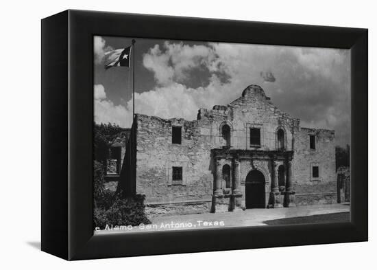 San Antonio, Texas - The Alamo-Lantern Press-Framed Stretched Canvas