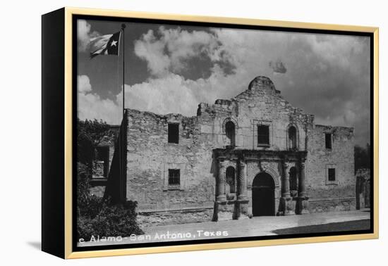 San Antonio, Texas - The Alamo-Lantern Press-Framed Stretched Canvas