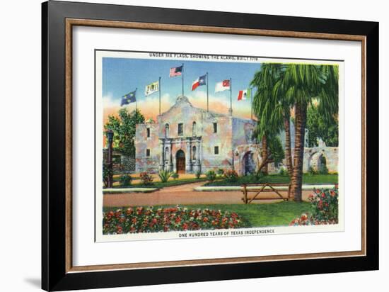 San Antonio, Tx - Exterior View of the Alamo, French, Spanish, Us, Republic, Mexican Flags, c.1944-Lantern Press-Framed Art Print