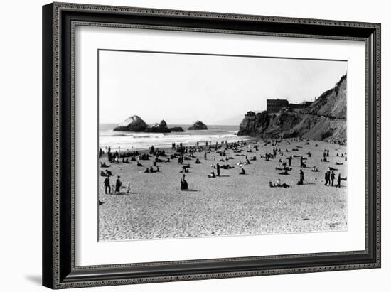 San Francisco, CA Cliff House and Beach Scene Photograph - San Francisco, CA-Lantern Press-Framed Art Print