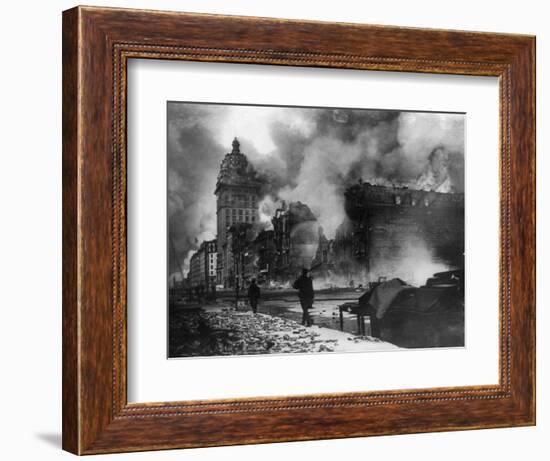 San Francisco Earthquake-null-Framed Photographic Print