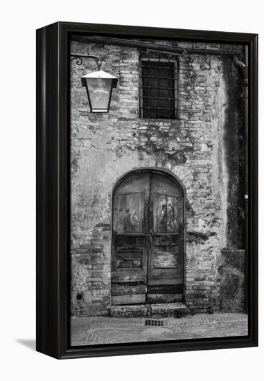 San Giminiano Door-Moises Levy-Framed Premier Image Canvas