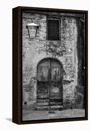 San Giminiano Door-Moises Levy-Framed Premier Image Canvas