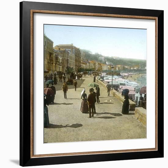San Sebastian (Spain), the Paseo of La Concha and the Beach, Circa 1885-1890-Leon, Levy et Fils-Framed Photographic Print