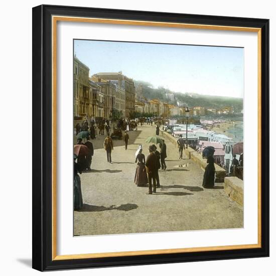 San Sebastian (Spain), the Paseo of La Concha and the Beach, Circa 1885-1890-Leon, Levy et Fils-Framed Photographic Print