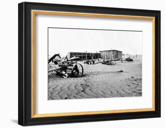 Sand covered farm at Mills, New Mexico, 1935-Dorothea Lange-Framed Photographic Print