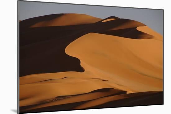 Sand dunes at sunset in the Sahara Desert, Libya, North Africa, Africa-Michal Szafarczyk-Mounted Photographic Print