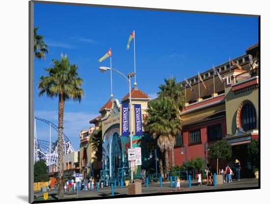 Santa Cruz Beach Boardwalk and Seaside Amusement Centre, Santa Cruz, California, USA-Stephen Saks-Mounted Photographic Print