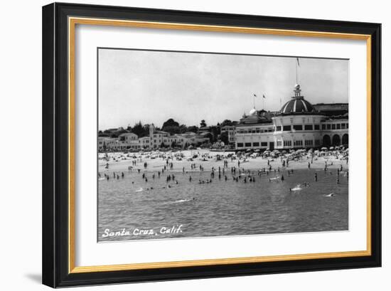Santa Cruz, California - Crowds on the Beach Photograph-Lantern Press-Framed Art Print