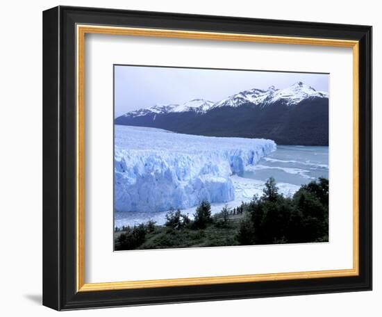 Santa Cruz Perito Moreno Glacier on Lake Argentina, Patagonia, Argentina-Lin Alder-Framed Photographic Print