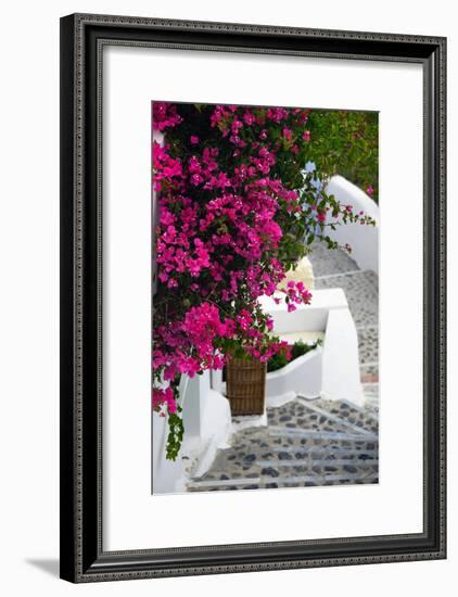 Santorini-mikdam-Framed Photographic Print