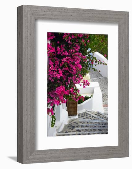 Santorini-mikdam-Framed Photographic Print