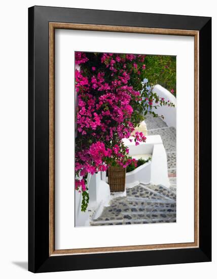 Santorini-mikdam-Framed Photographic Print