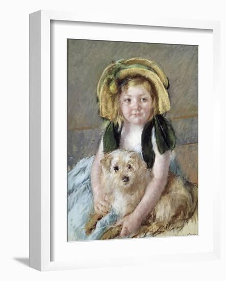 Sara avec son chien.-Mary Cassatt-Framed Giclee Print