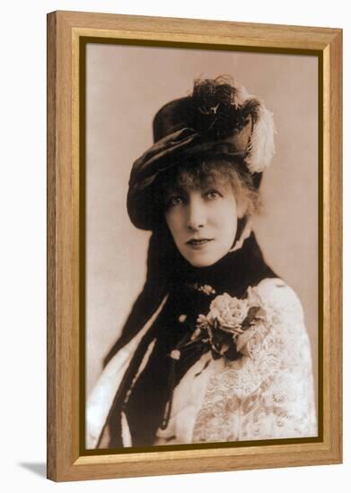 Sarah Bernhardt, French Actress, 1880-null-Framed Stretched Canvas