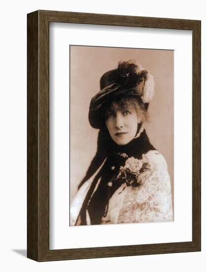 Sarah Bernhardt, French Actress, 1880-null-Framed Photo