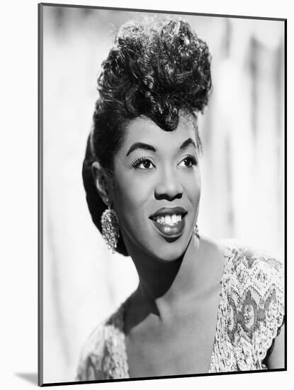 Sarah Vaughan (1924-1990)-null-Mounted Giclee Print