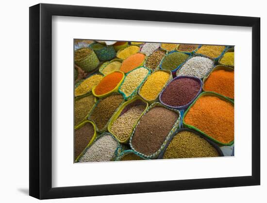 Saudi Arabia, Jeddah, Traditional market in the old part of the town, cereals-Aldo Pavan-Framed Photographic Print