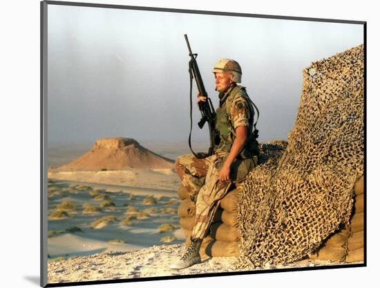 Saudia Arabia Gulf War 1990-Diether Endlicher-Mounted Photographic Print