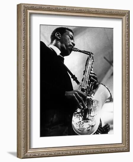 Saxophoniste Ornette Coleman C. 1959-null-Framed Photo