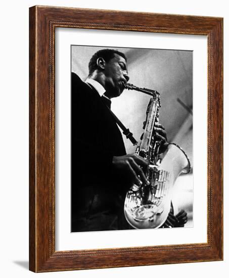 Saxophoniste Ornette Coleman C. 1959-null-Framed Photo