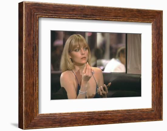 SCARFACE, 1983 directed by BRIAN by PALMA Michelle Pfeiffer (photo)-null-Framed Photo