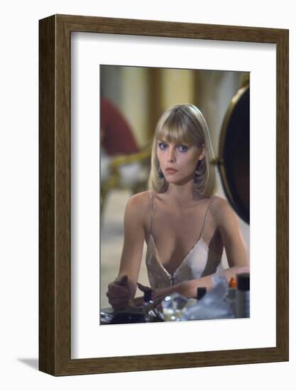 SCARFACE, 1983 directed by BRIAN by PALMA Michelle Pfeiffer (photo)-null-Framed Photo