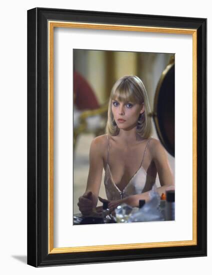 SCARFACE, 1983 directed by BRIAN by PALMA Michelle Pfeiffer (photo)-null-Framed Photo