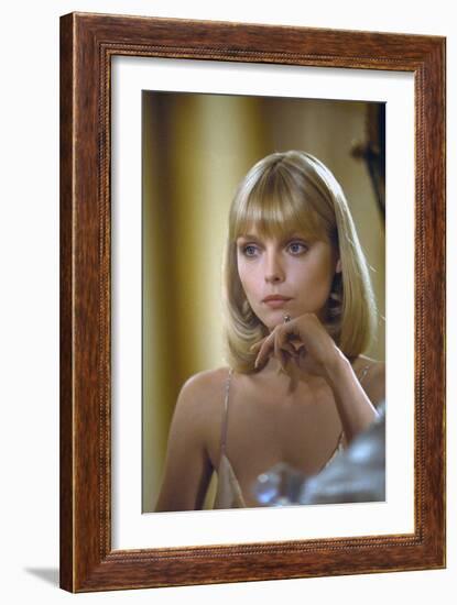 Scarface 1983 Directed by Brian De Palma Michelle Pfeiffer-null-Framed Photo