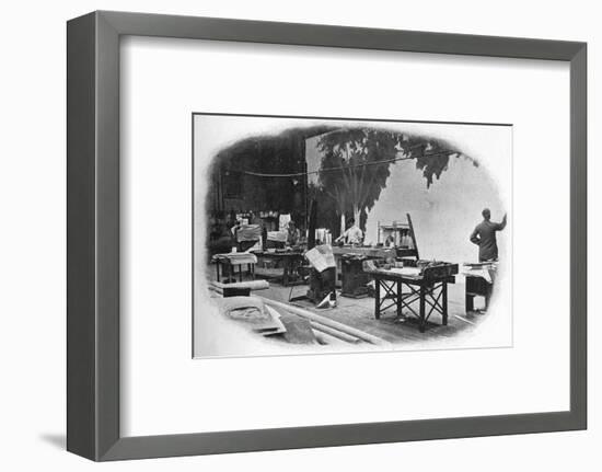 Scene painting, London, c1900 (1901)-Unknown-Framed Photographic Print