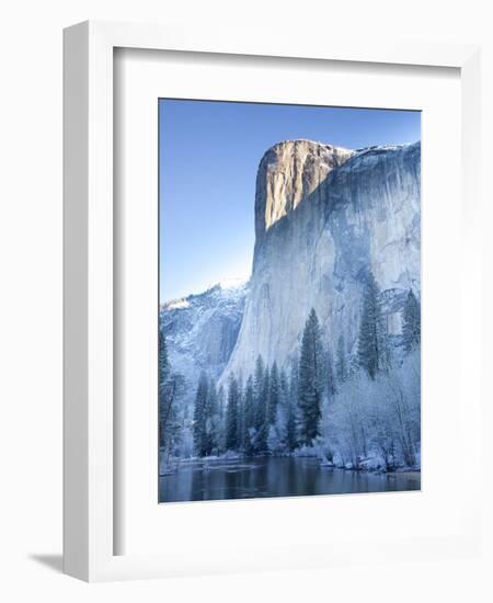Scenic Image of El Capitan in Yosemite National Park.-Justin Bailie-Framed Photographic Print