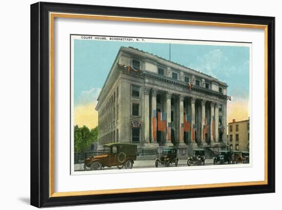 Schenectady, New York - Court House Exterior View-Lantern Press-Framed Art Print