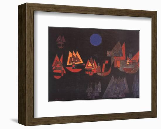 Schiffe im Dunkeln, c.1927-Paul Klee-Framed Art Print