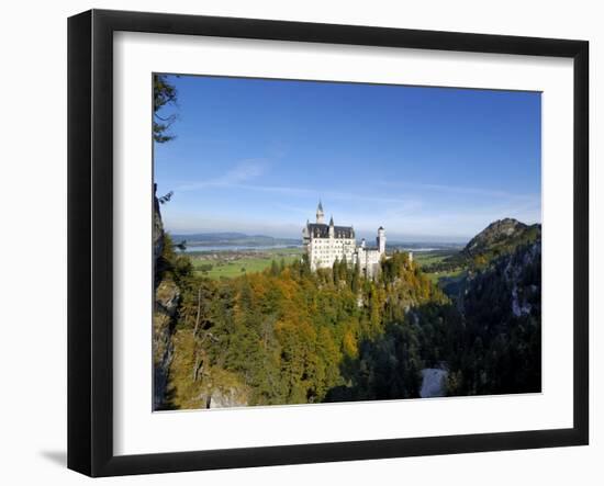 Schloss Neuschwanstein, Bavaria (Bayern), Germany-Gary Cook-Framed Photographic Print