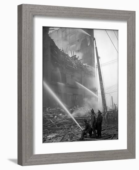 Schwabacher Hardware Company Fire, February 11, 1905, Seattle-Ashael Curtis-Framed Giclee Print