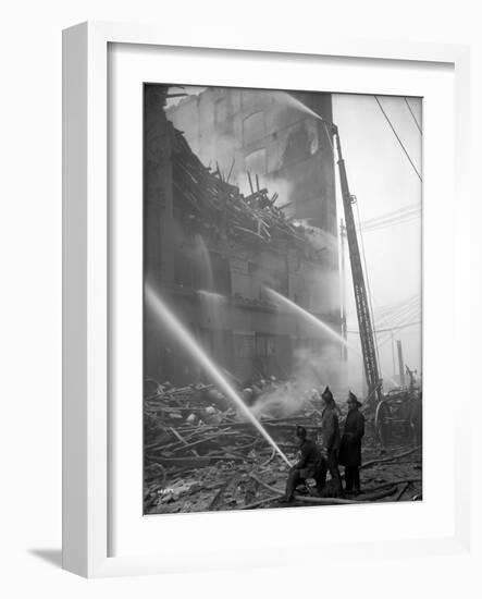 Schwabacher Hardware Company Fire, February 11, 1905, Seattle-Ashael Curtis-Framed Giclee Print