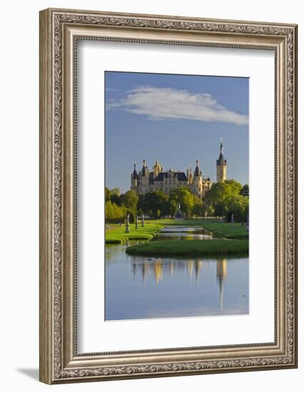 Schwerin Castle, Schwerin (Capital), Mecklenburg-Western Pomerania, Germany-Rainer Mirau-Framed Photographic Print