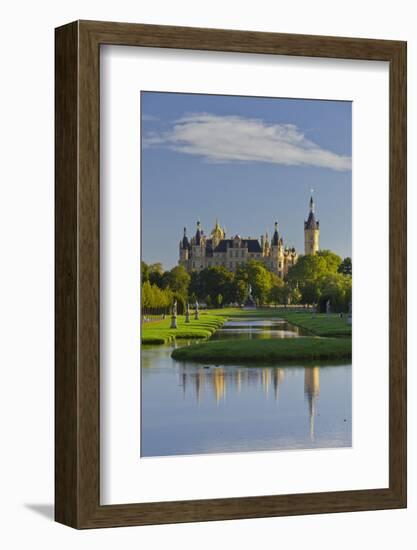 Schwerin Castle, Schwerin (Capital), Mecklenburg-Western Pomerania, Germany-Rainer Mirau-Framed Photographic Print